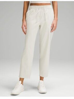 Lululemon Bone Tapered-Leg Mid-Rise Pant 7/8 Length *Luxtreme